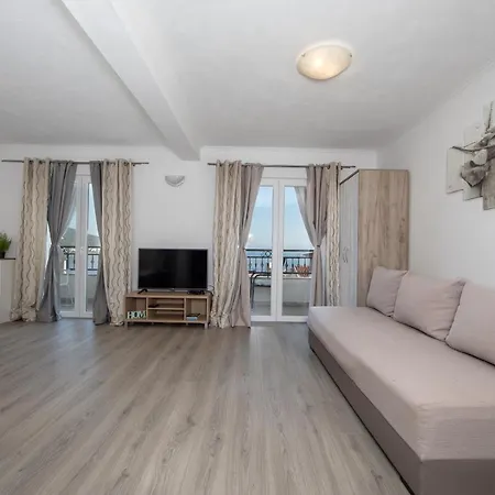 Apartman Nina & Mili